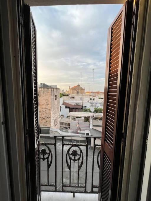 A Flat With A View In The Heart Of The Old Town Bari
